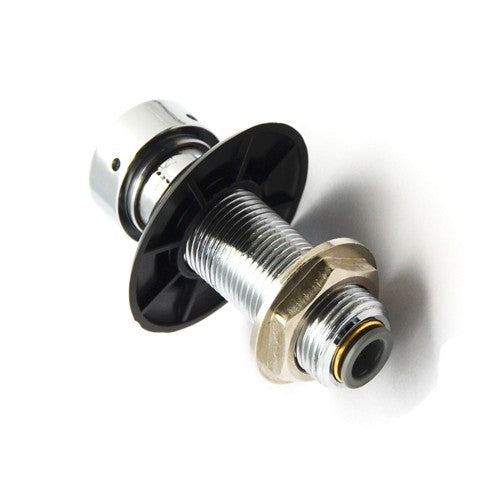 Nærbilde av Krome Dispense Gjennomføring til tappekran med John Guest 3/8" hurtigkobling, med metallventil, svart plastflens og gummipakning for installasjon i rørlegger- eller tappesystem.