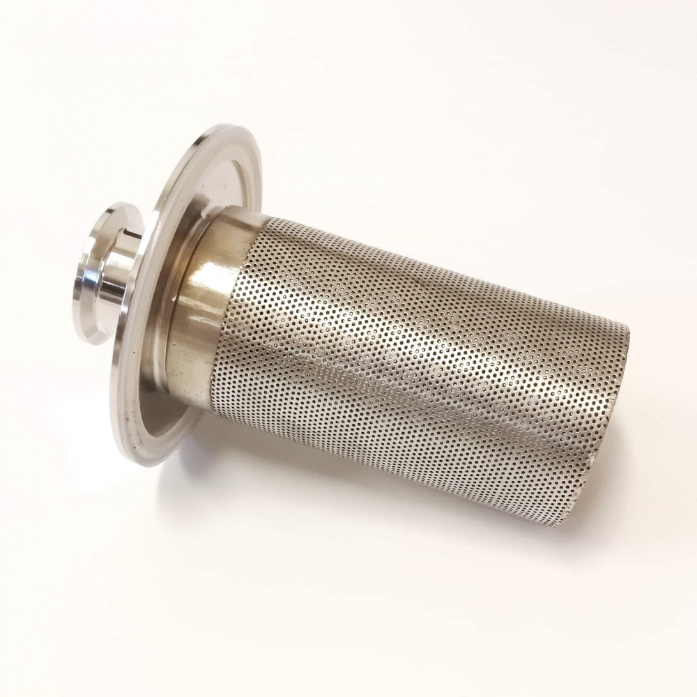 Brewshop 1,5" Tri-Clamp Inline Filter Kort (24,5 cm), laget av rustfritt stål med et 100 mikron filter og flensende, designet for industri- eller laboratoriebruk, vises mot en hvit bakgrunn.