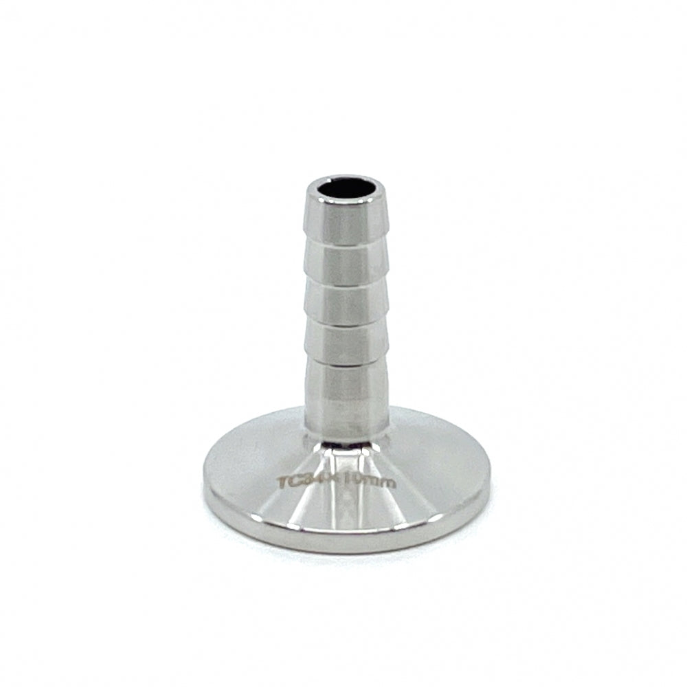 En Brewshop 34 mm Tri-Clamp til 10 mm slangenippel slangekobling med mothaker og sirkulær base, laget av rustfritt stål 304, vist mot en hvit bakgrunn.