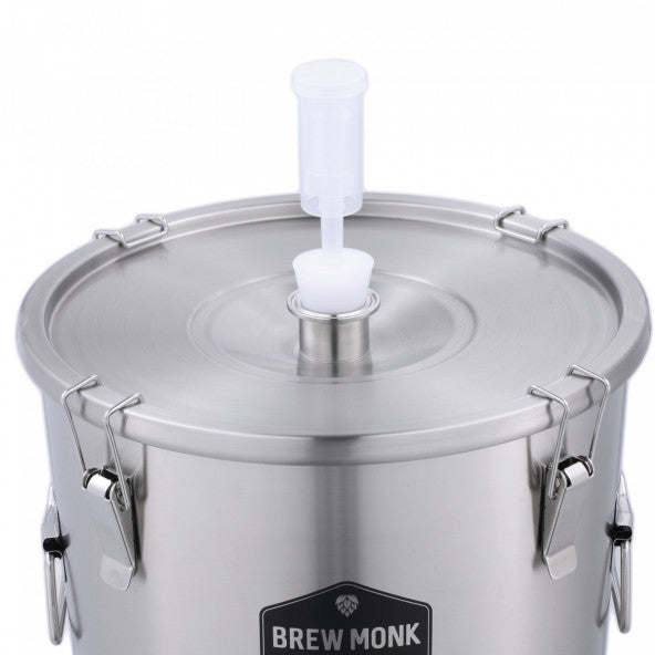 Stainless steel lid with silicone bung and airlock on the Brew Monk fermenter