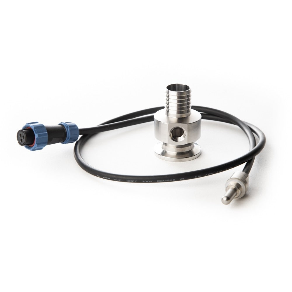 Brewtools Inline temperatursensor med adapter er en temperatursensor i rustfritt stål med kabel og kontakter, designet for enkel integrering i industrielle systemer eller bryggemaskiner, og fungerer med 3-veis ventilasjonsoppsett.