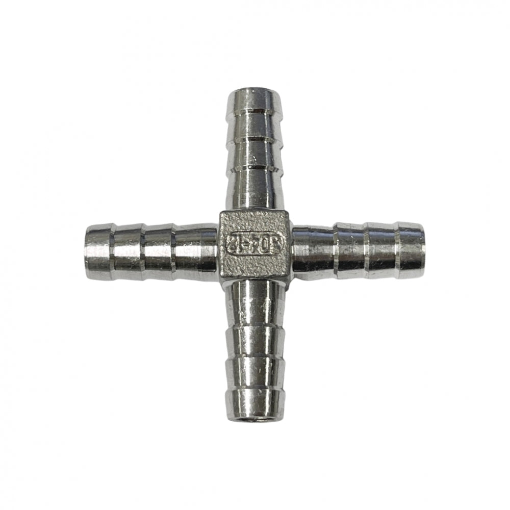 Brewshop CO2 Kryss 1/2" er en fireveis slangekobling i rustfritt stålmetall med ribbede ender i kryssform, designet for tilkobling og deling av slanger.