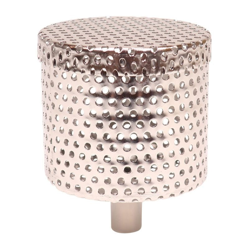 Et Nytt bunnfilter til Brewster Beacon 40L & 70L fra Brewolution, laget av rustfritt stål med en gropete, strukturert overflate og en liten sylindrisk base, er fotografert mot en vanlig hvit bakgrunn.