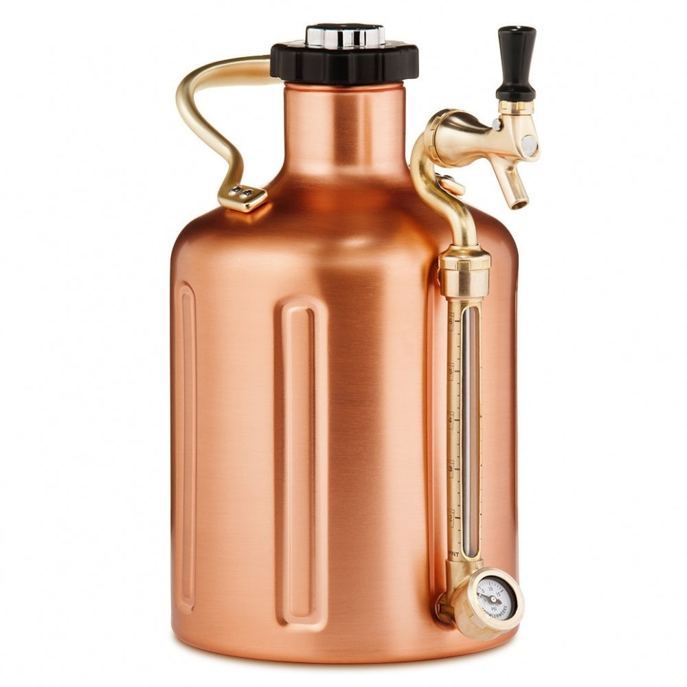 GrowlerWerks uKeg Pro 128 Copper-Plated (3,8 l) er en vakuumisolert growler i rustfritt stål med håndtak, kran, innebygd trykkmåler og visningsrør for kontroll av væskenivået.
