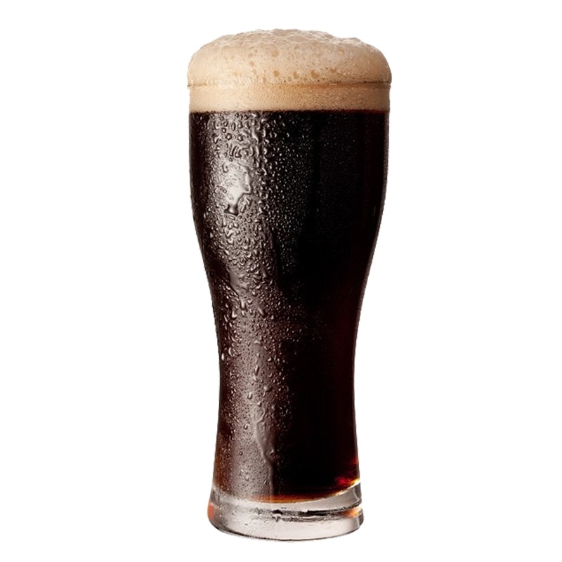 Et høyt glass mørkt porterøl med skum og kondens, brygget med Potent Porter allgrain ølsett fra Brewolution.
