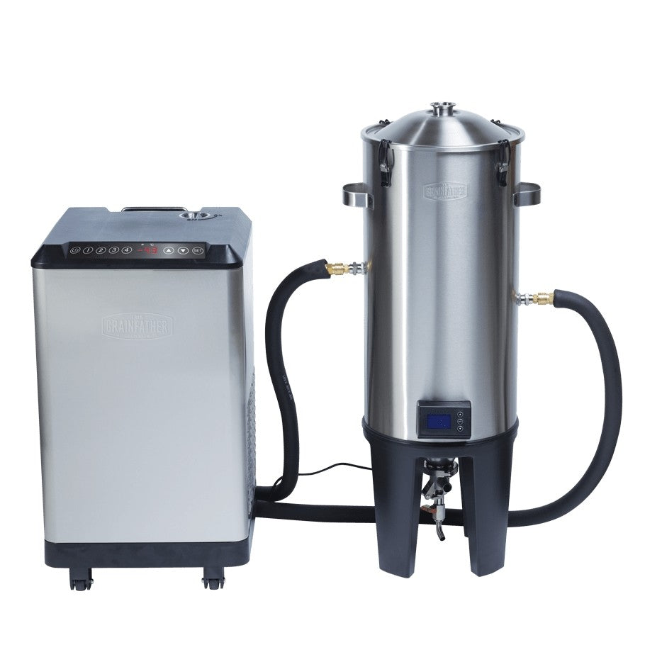 Grainfather GC4 Glycol Chiller er et hjemmebryggingssystem i rustfritt stål med temperaturkontrollert gjæring, kontrollenhet, slanger, digitalt display og lokk - kompatibelt med annet Grainfather-utstyr.