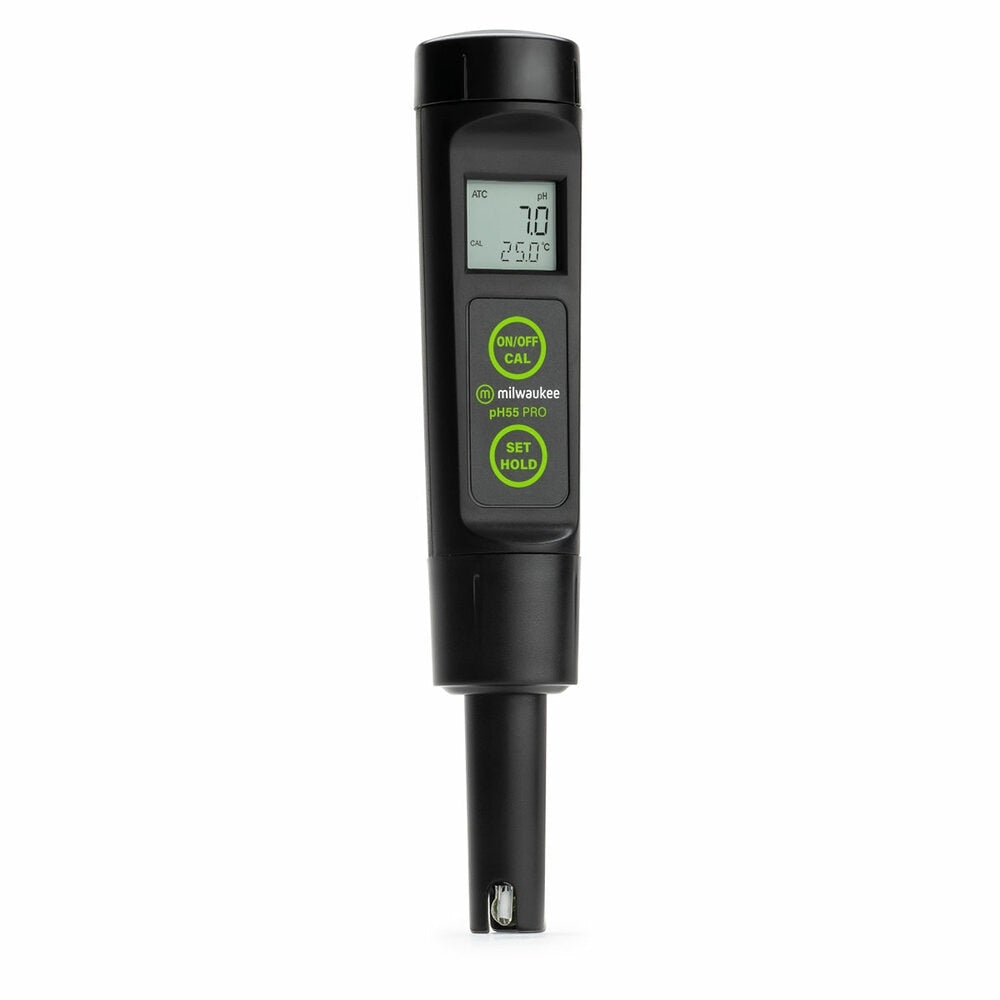 Milwaukee PH55 PRO pH-meter fra Milwaukee har en LCD-skjerm som viser pH og temperatur, automatisk temperaturkompensasjon og ON/OFF-, CAL-, SET/HOLD-knapper - perfekt for brygging av øl. Proben kan enkelt skiftes ut.