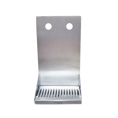 Krome Dispense Shank Mounted Drip Tray for 2 kraner er laget av 304 rustfritt stål, har to opphengshull på toppen og et ristet bunnbrett; måler 15 cm dybde x 20 cm bredde - perfekt for oppbevaring eller tørking av gjenstander.