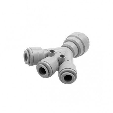 DMfit Three Way Divider 3/8" x 3/8" fra Dmfit er en Y-formet push-fit-kobling i grå plast med tre porter for luft- eller væskeledninger; godkjent for bruk i næringsmiddelindustrien.