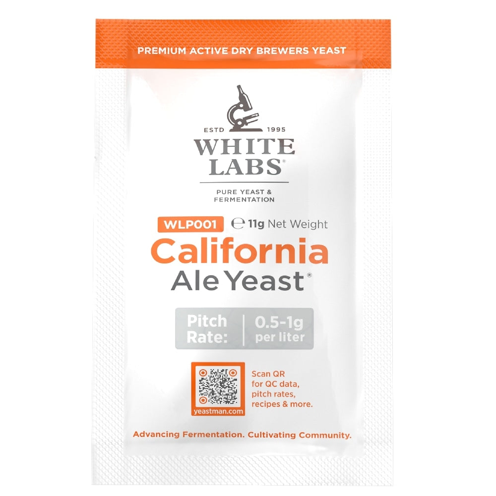 White Labs WLP001 California Ale Yeast 11g tørrgjær (Best før sept 2025) byr på topp ølgjær som tørrgjær, med pitch rate-informasjon og QC-data via QR-kode - klare oransje detaljer gjør pakken lett å kjenne igjen.