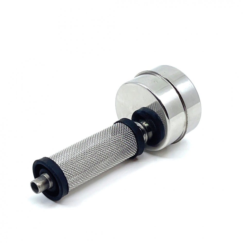 Homebrewer LAB FLOTit 2.0 Max Headroom Gas Dip Tube er et flytende dyprør med en sylindrisk mesh-kropp og sirkulære endestykker, ideelt for Cornelius-fett- eller klart øl-oppsett, vist på en hvit bakgrunn.