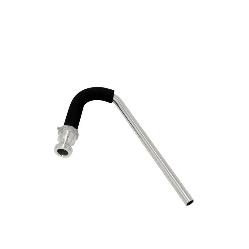 Brewolution Brewster Beacon 40 og 70 Curved Pipe er et vinklet rør i metall og plast med en kobling, utformet som en tut eller dysekomponent for væskeoverføring.