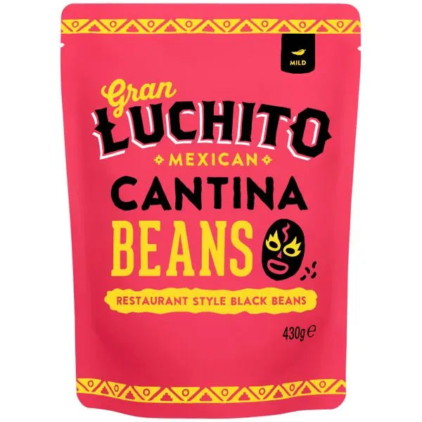 Gran Luchito Cantina bønner 430 g: Mild, restaurant style svarte bønner i rød pose-perfekt meksikansk tilbehør-med dekorative gule og svarte tekster og grafikk.