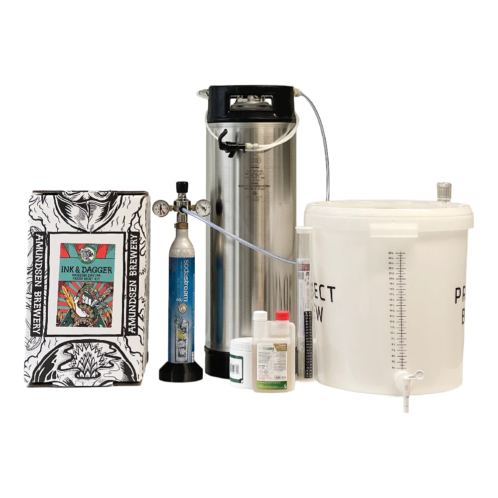 Brewshop's Simply Brew - Komplett startsett med Ink & Dagger 20L Fresh Wort Kit inneholder alt du trenger for hjemmebrygging av øl: CO2-tank, fat i rustfritt stål, gjæringsbøtte med kran, slanger og bryggetilsetninger - perfekt for nybegynnere.